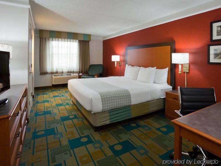 La Quinta Inn Chicago Oakbrook Terrace Luaran gambar